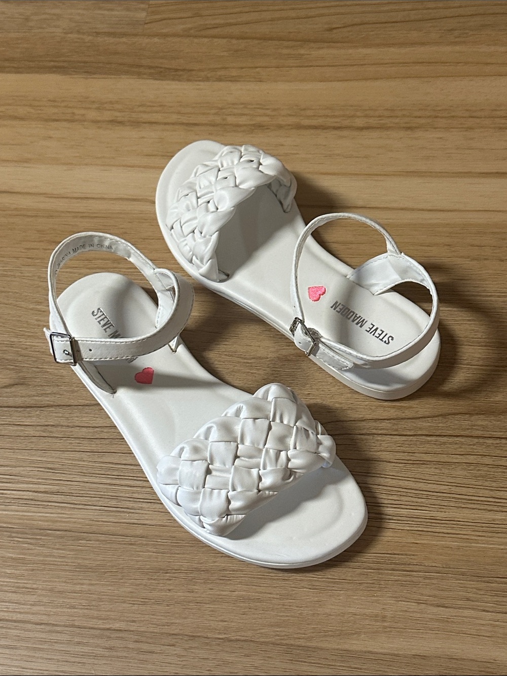 NEW Steve Madden Sandals